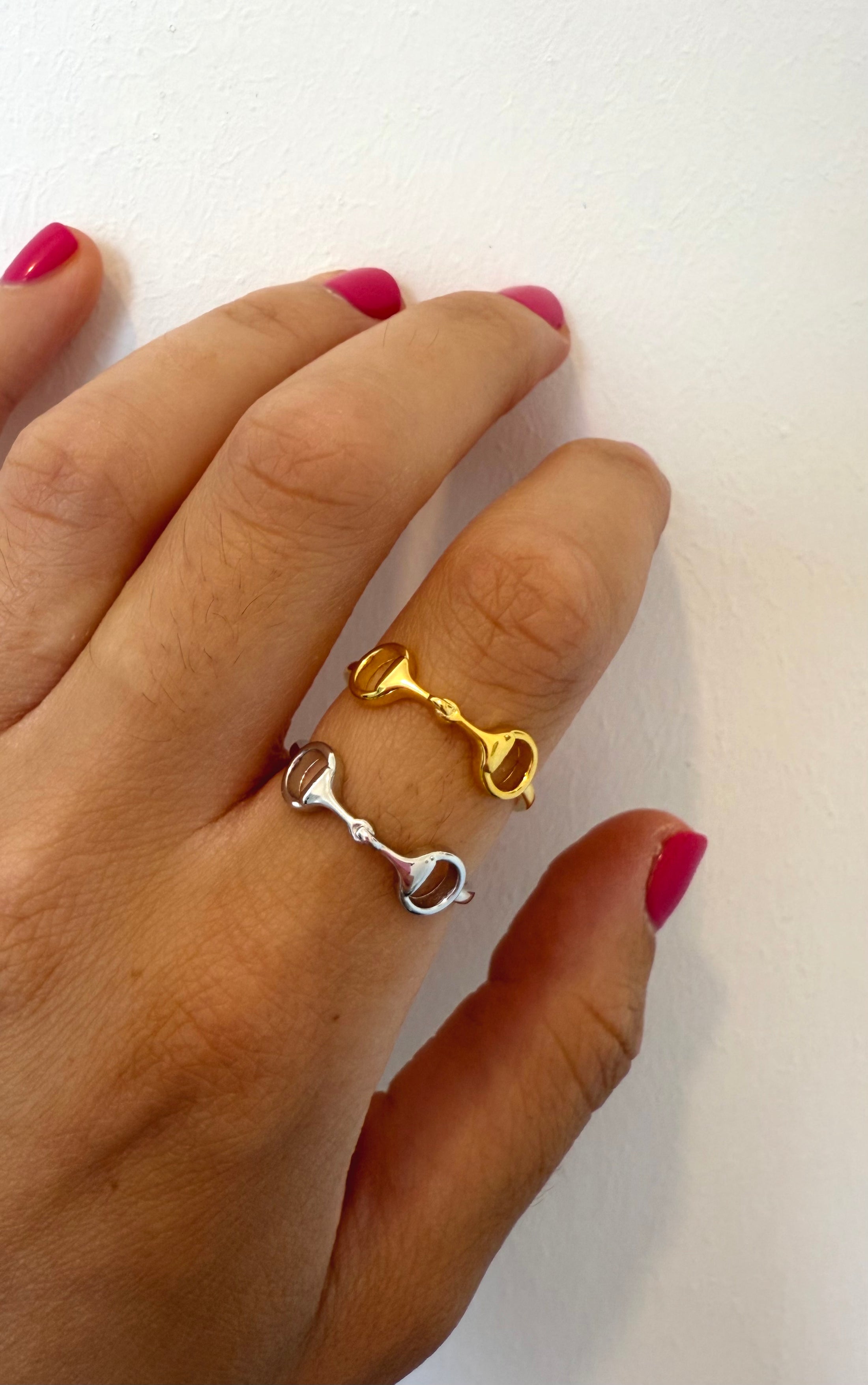 Snaffle bit ring